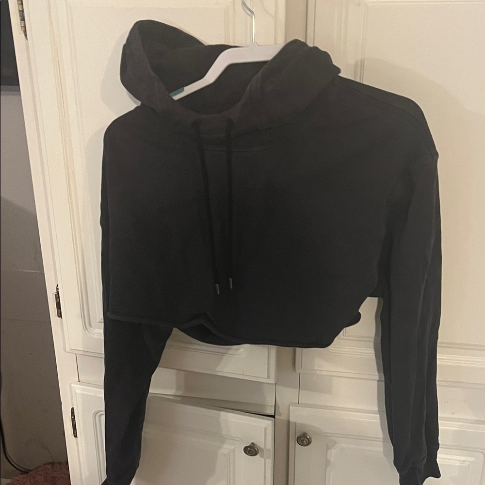 Black Cropped Hoodie